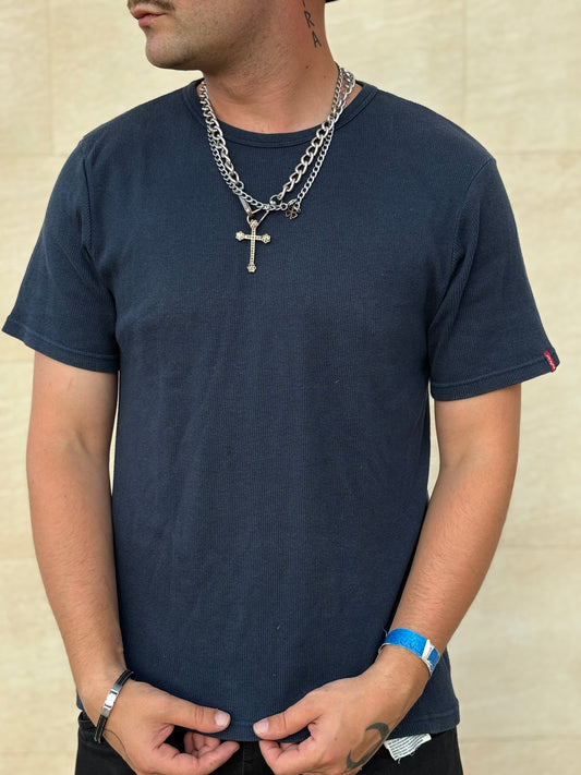 T-SHIRT LEVIS